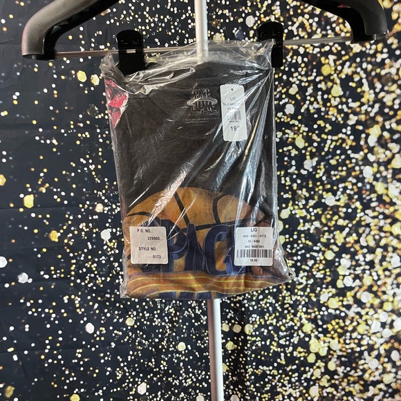 Space jam shirt - Picture 9 of 10